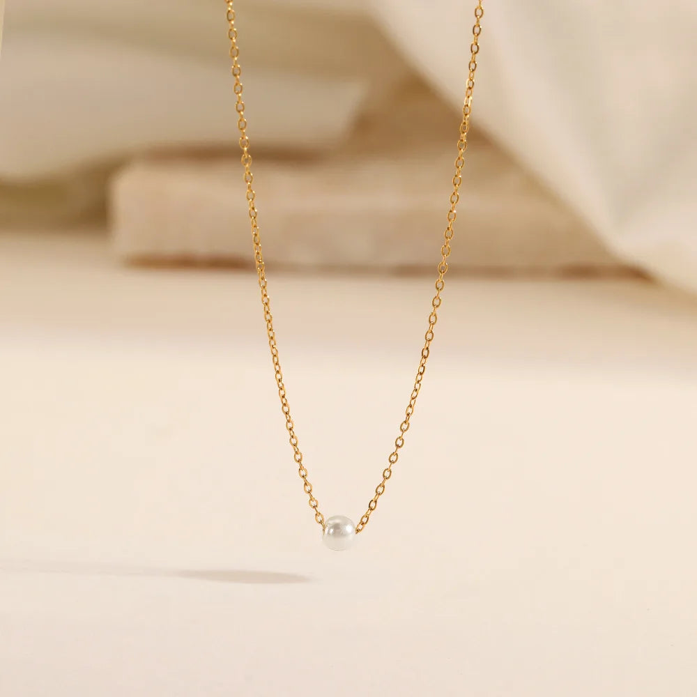 Pearl Pendant Necklace