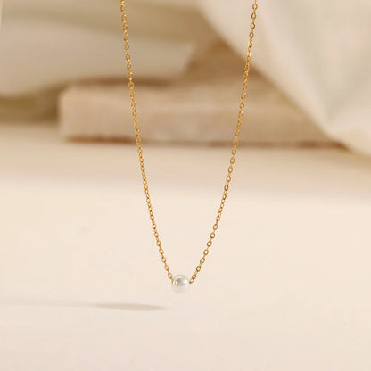 Pearl Pendant Necklace